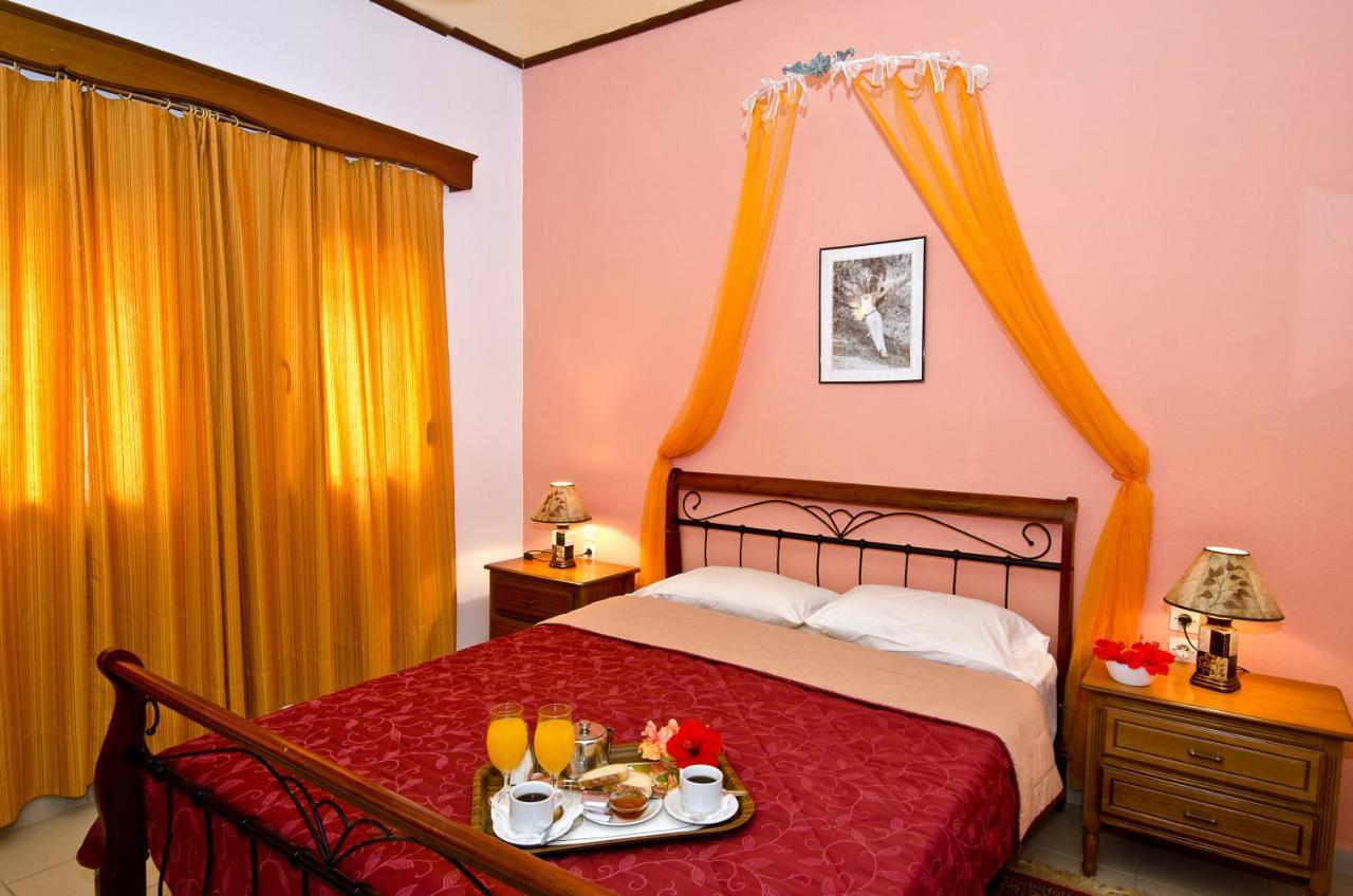 Zaneta Hotel & Apartments Neo Klima Luaran gambar