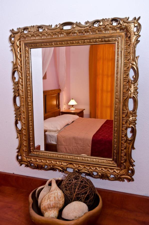 Zaneta Hotel & Apartments Neo Klima Luaran gambar
