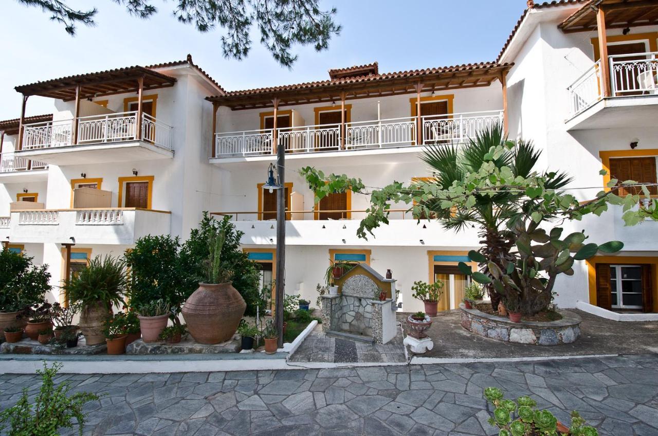 Zaneta Hotel & Apartments Neo Klima Luaran gambar